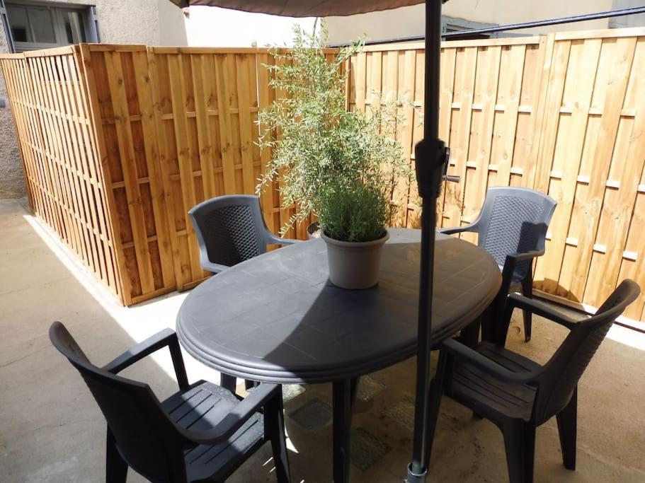 Appartement 4 Voyageurs Avec Terrasse - Wifi Carcassonne Zewnętrze zdjęcie